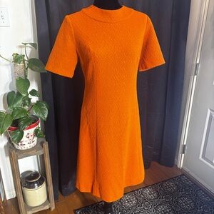 Handmade vintage shift style dress in orange crepe, women’s medium